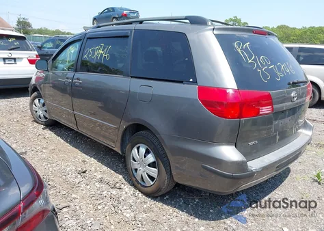 2004 Toyota Sienna Le z USA, uszkodzony, nr VIN 5TDZA23C34S085358